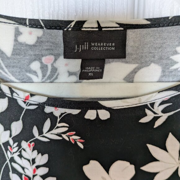 J. Jill 3/4 Sleeve Wearever Top - Picture 3 of 4